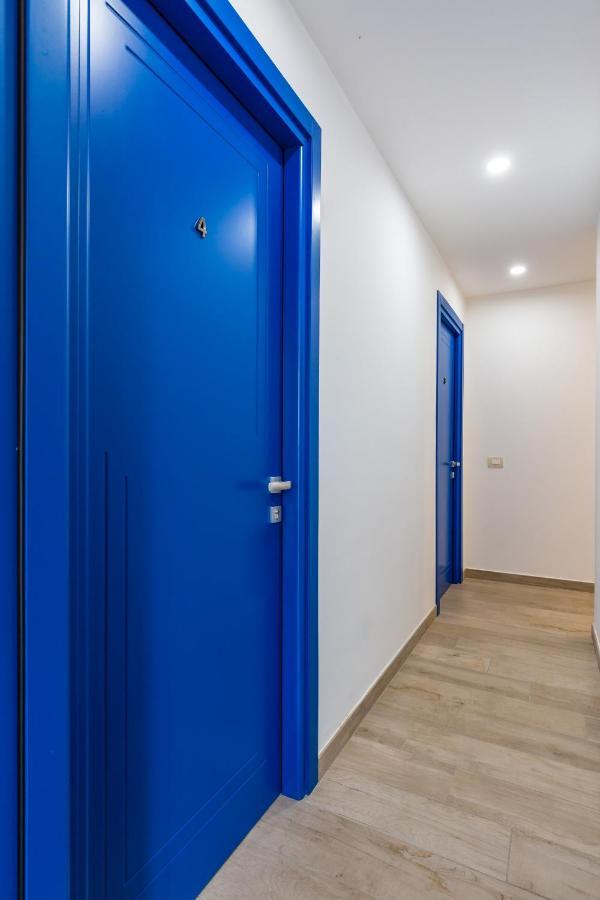 Ferienwohnung Maria'S Bright Flats At The Cathedral Neapel Exterior foto